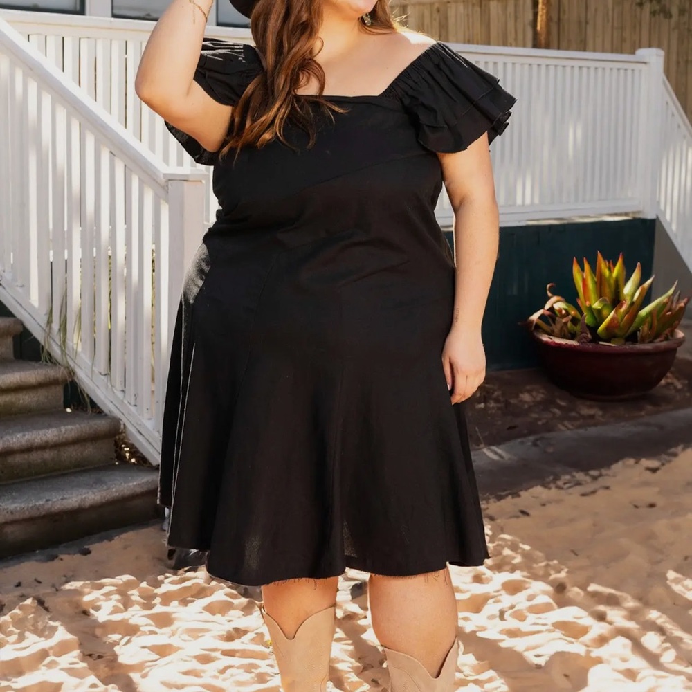 Versi Elegant Black linen blend Dress or Skirt